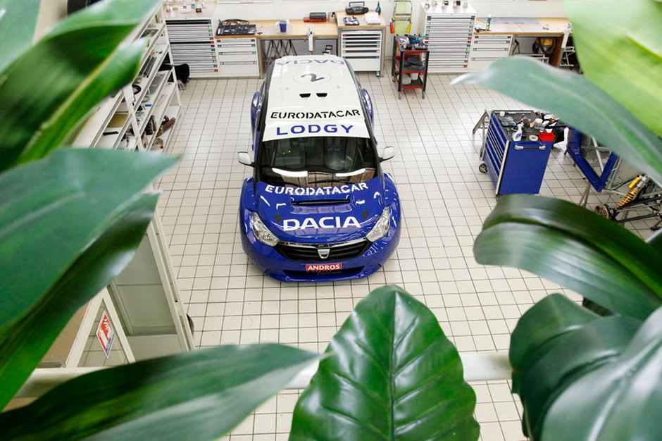 Wściekła Dacia zmrozi krew w żyłach