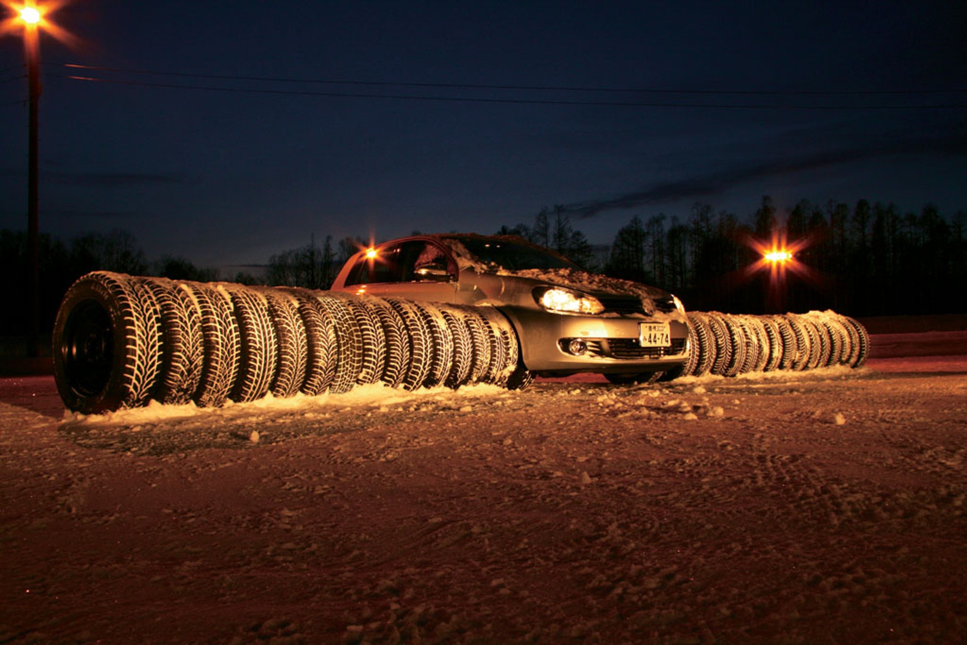 Potrzebne jak ciepła czapka: Test opon zimowych w rozmiarze 195/65 R 15 T/H