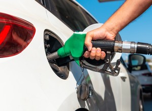 Nowe ceny paliw od poniedziałku. Benzyna poniżej 6 zł/l, ale diesel nie potanieje
