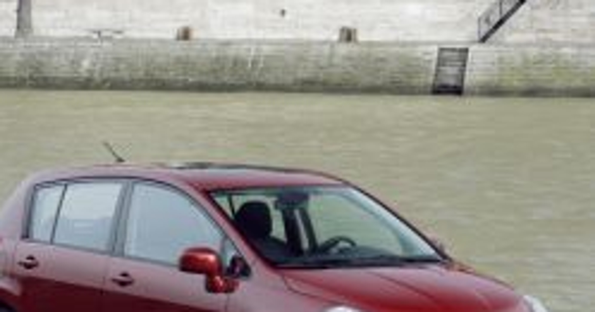 Nissan Tiida: ponad milion sprzedanych egzemplarzy