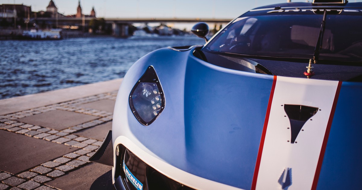 Arrinera Hussarya GT