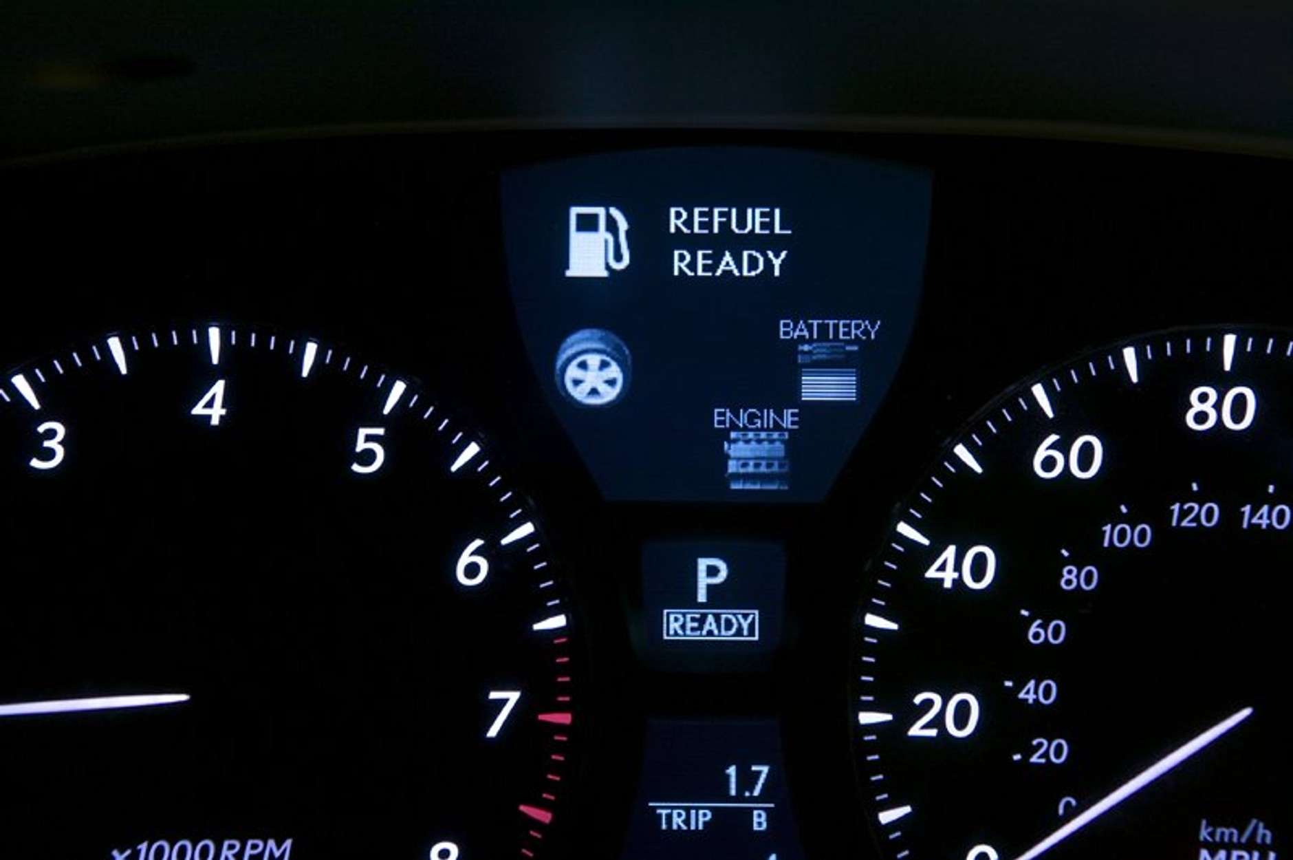 Lexus LS 600h: hybrydowe V8 z napędem na cztery koła