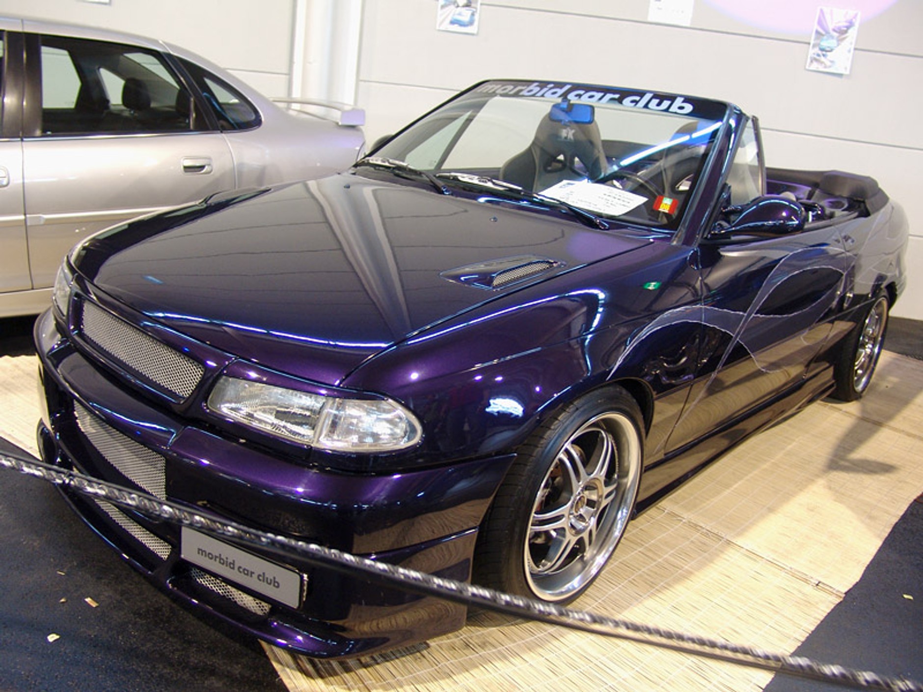 Tuning World Bodensee 2007: dziewczyny i samochody (fotogaleria)