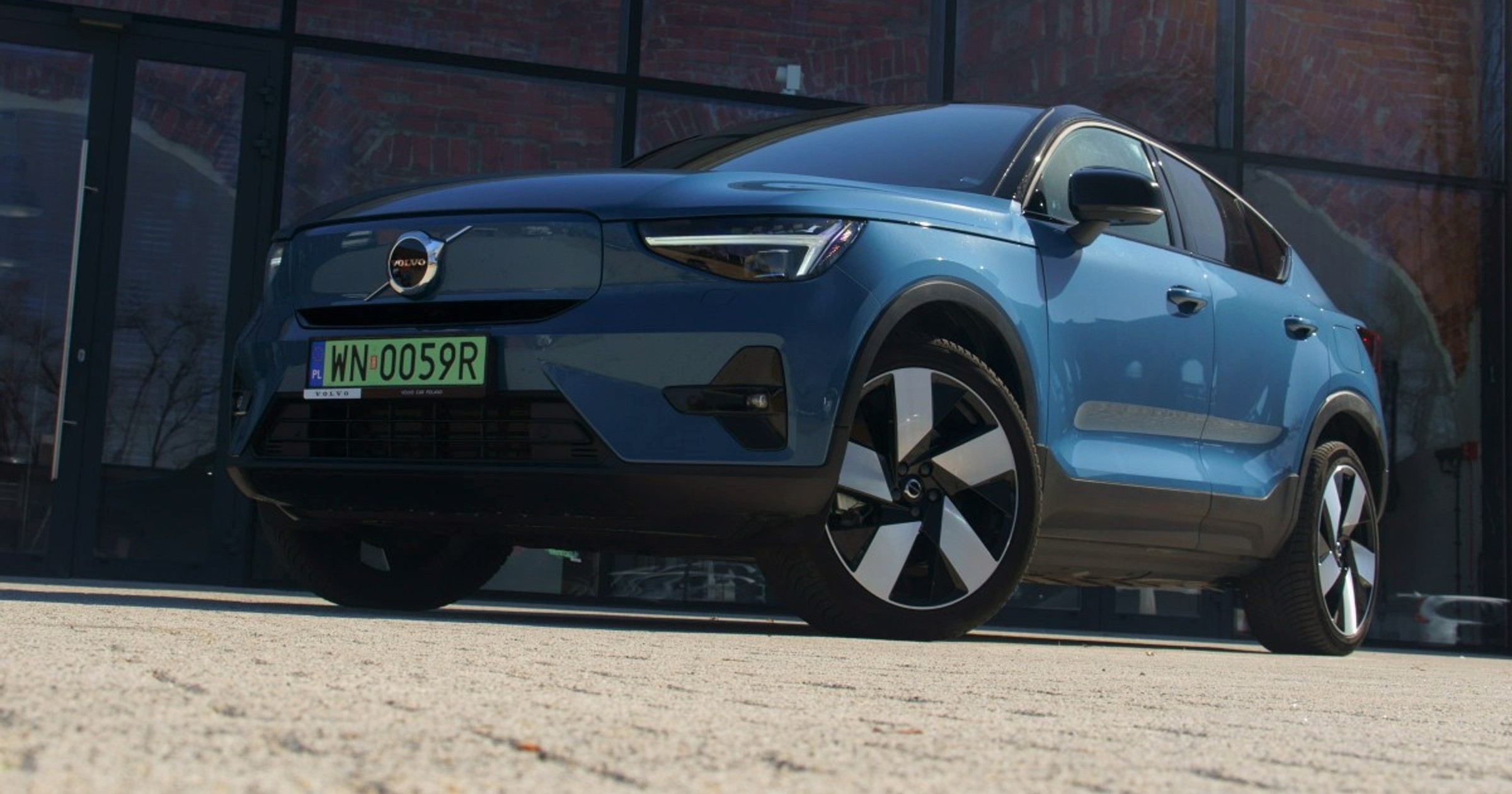 Volvo C40 Recharge P8