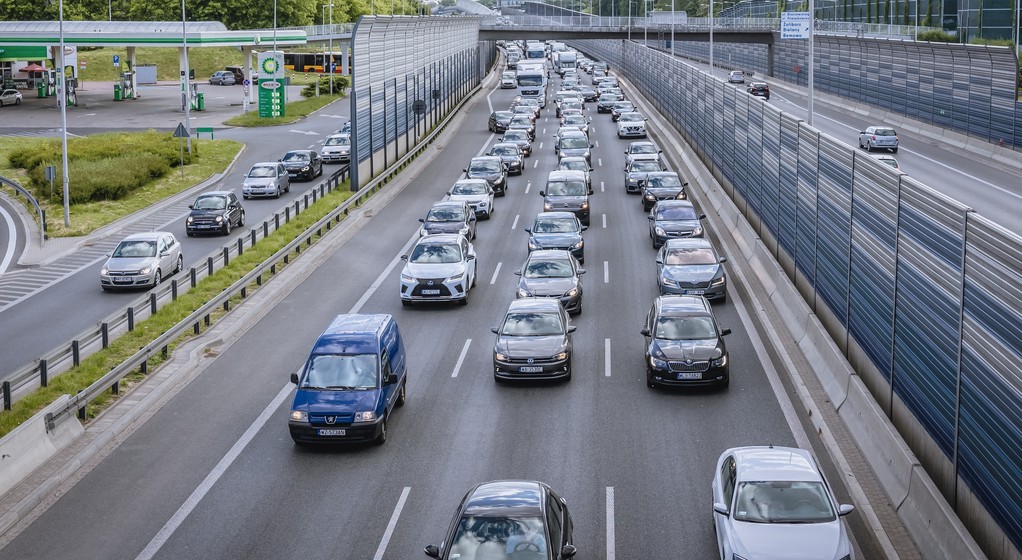 Ruch uliczny, Warszawa