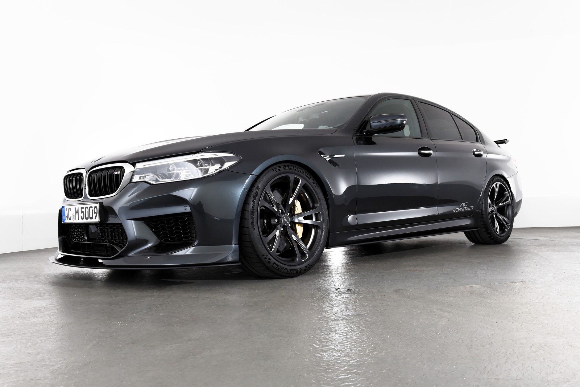 M5 AC Schnitzer