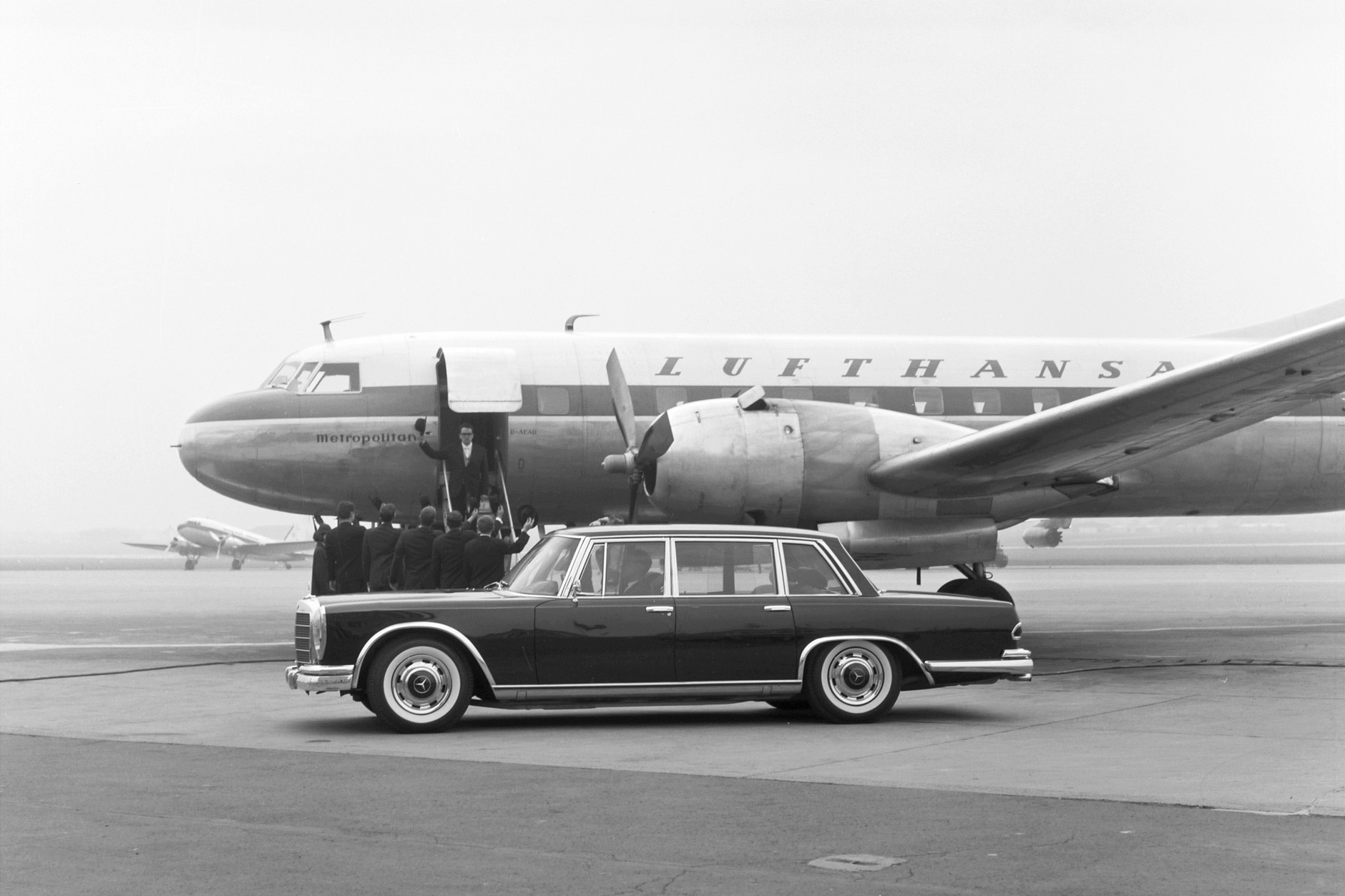 Mercedes 600 W100