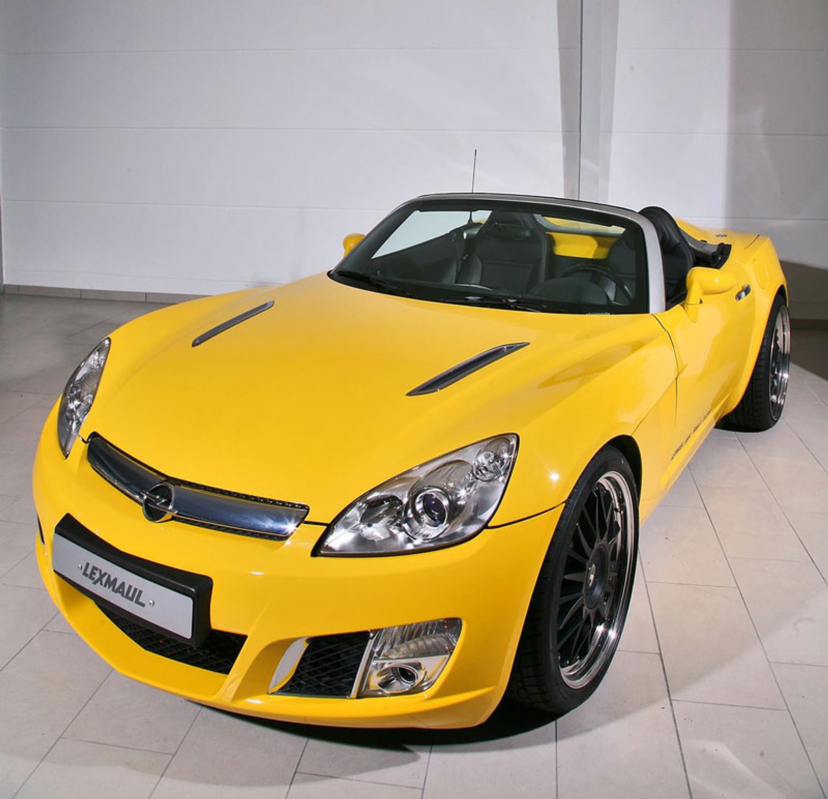 Lexmaul Opel GT: kilka koni dla niemieckiego roadstera