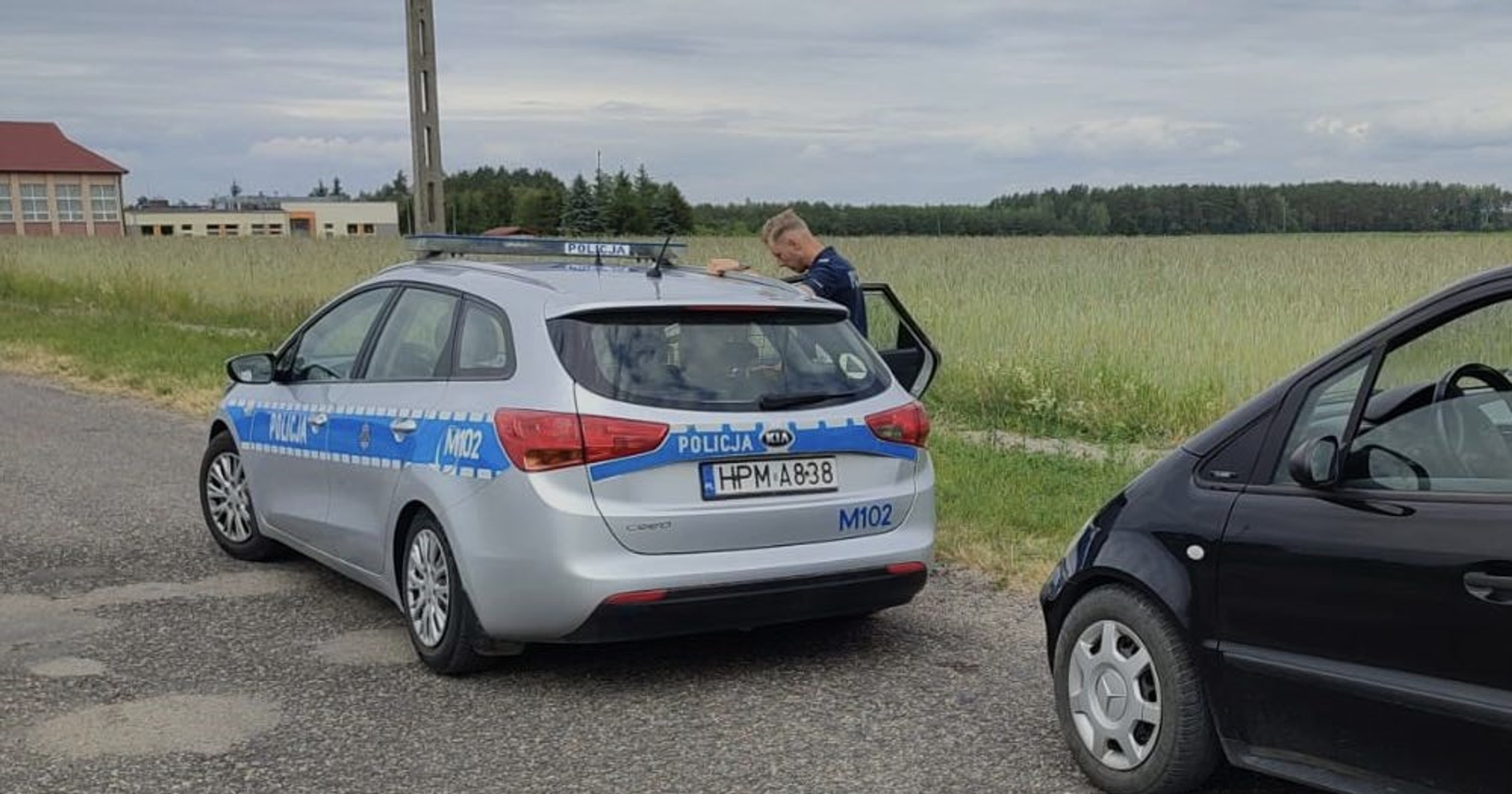 Obraz pochodzący z serwisu https://kolno.policja.gov.pl/po9/aktualnosci/96261,NIE-ZATRZYMAL-SIE-DO-KONTROLI-BO-MIAL-PONAD-PROMIL-I-ZAKAZ-KIEROWANIA-POJAZDAMI.html