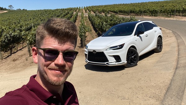 Czy to najlepszy SUV tej marki? Jeździłem nowym Lexusem RX