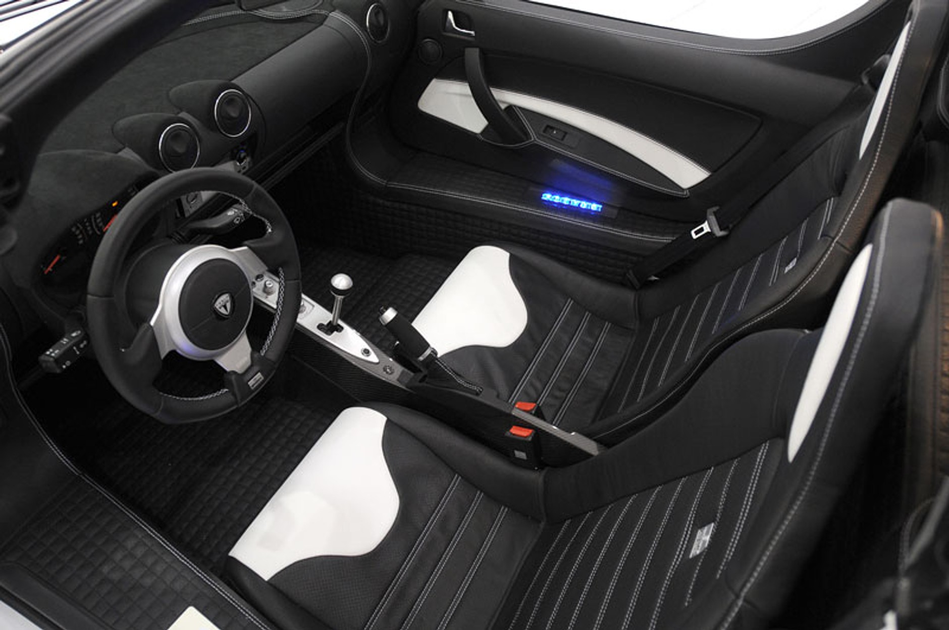 Essen Motor Show 2008: Tesla Roadster - ingerencja firmy Brabus