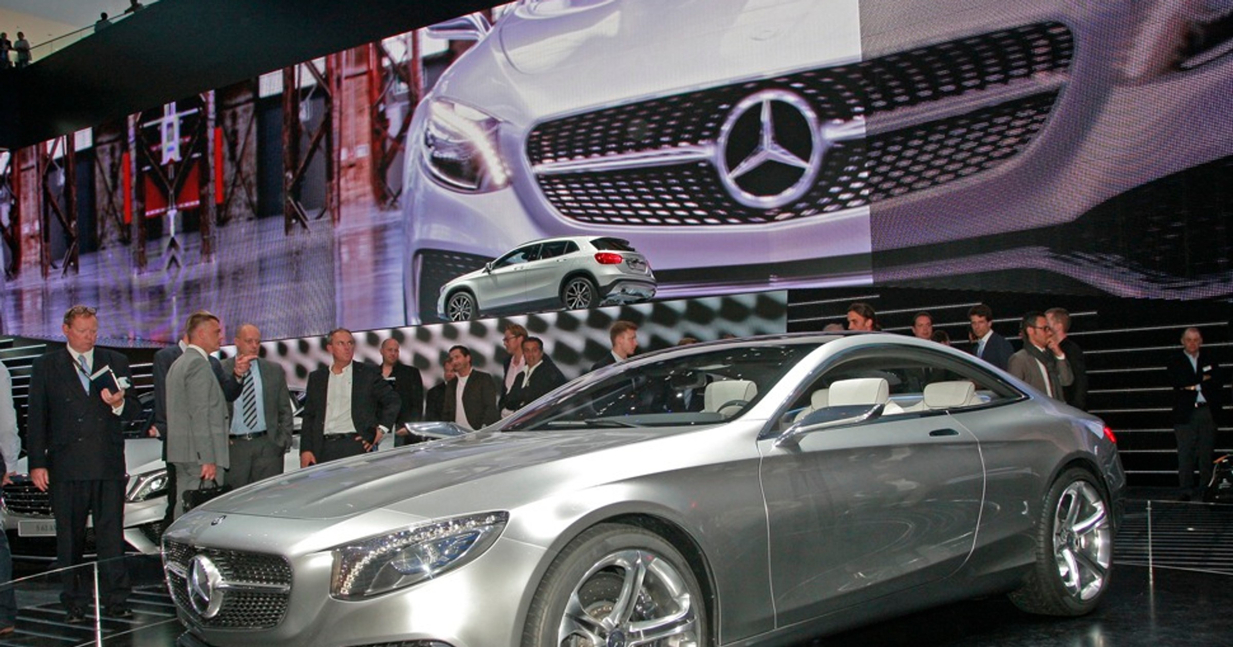 Mercedes klasy S coupe: 5-metrowe dzieło sztuki na kołach