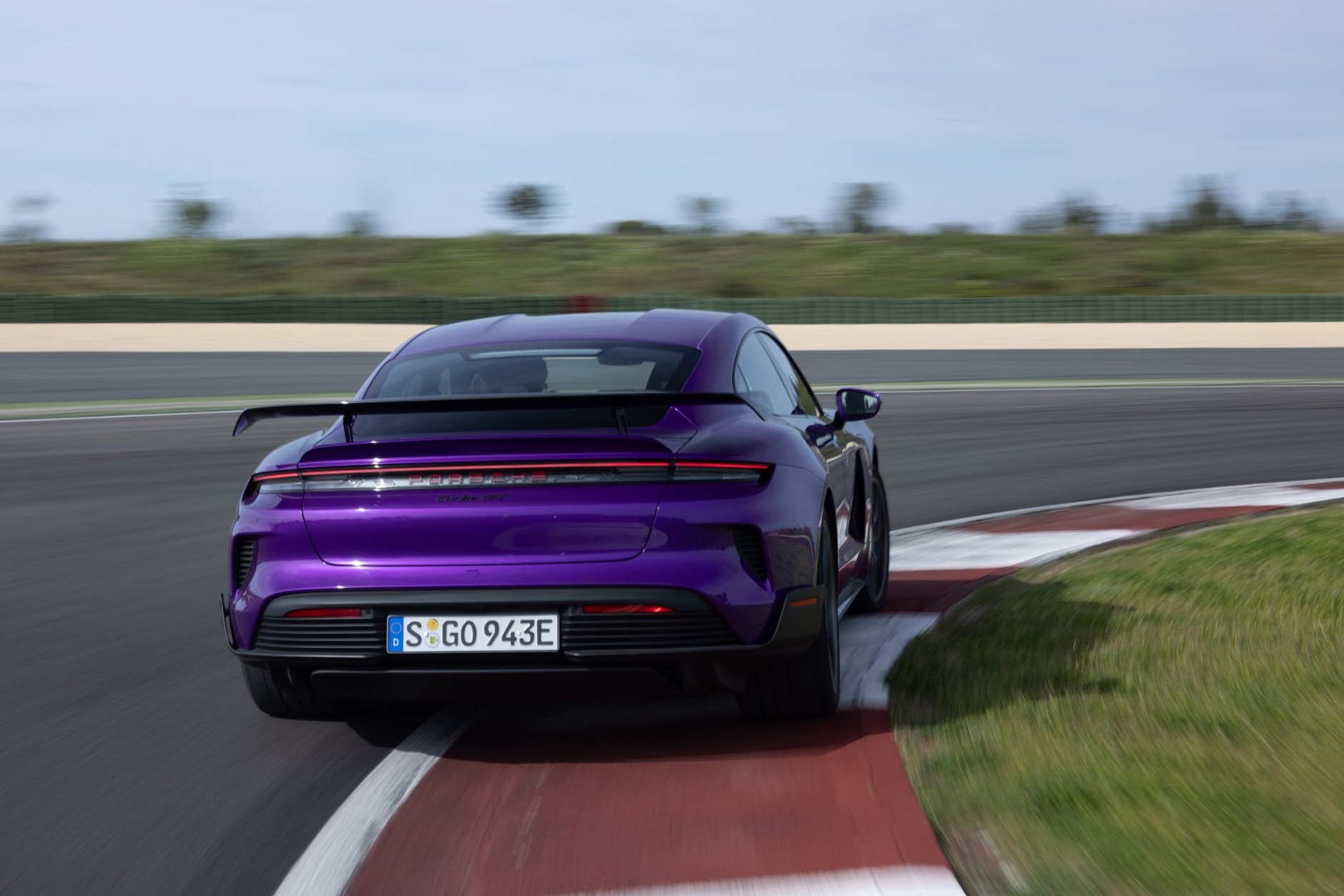 Porsche Taycan Turbo GT z pakietem Weissach