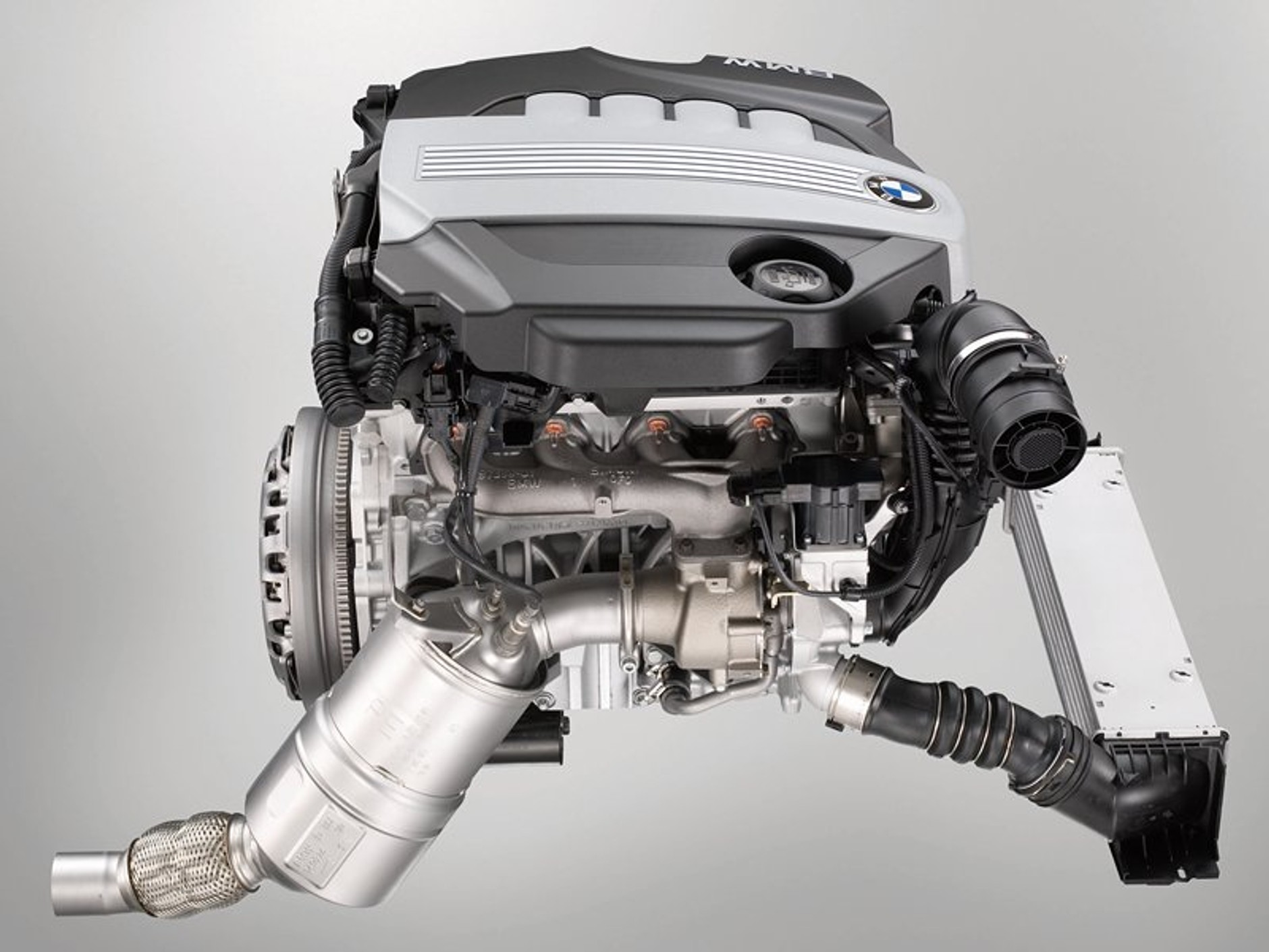 Nowe silniki BMW (cz. I): nowa generacja 4-cylindrowych diesli, również jako TwinTurbo