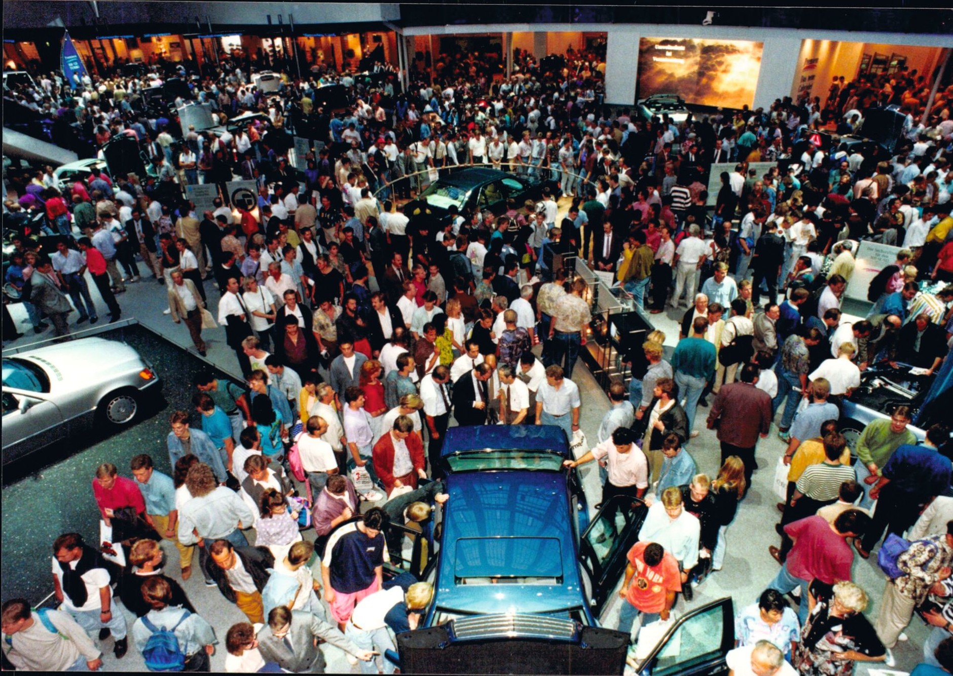 Jak ten czas leci, te auta już są zabytkami.