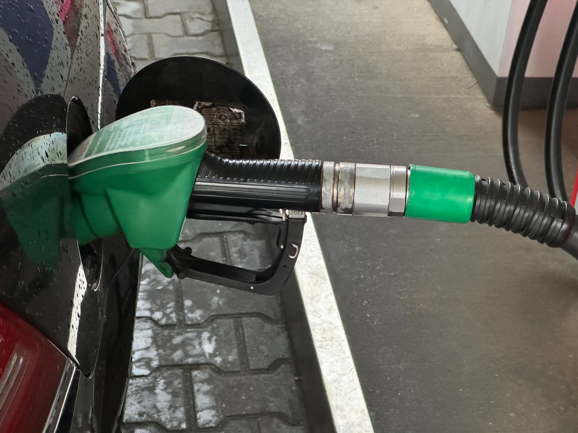 Tankowanie samochodu