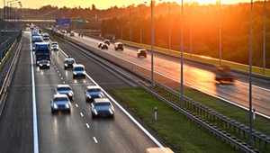 Tam ginie mniej ludzi na drogach niż w Polsce. Jeden czynnik może być kluczowy