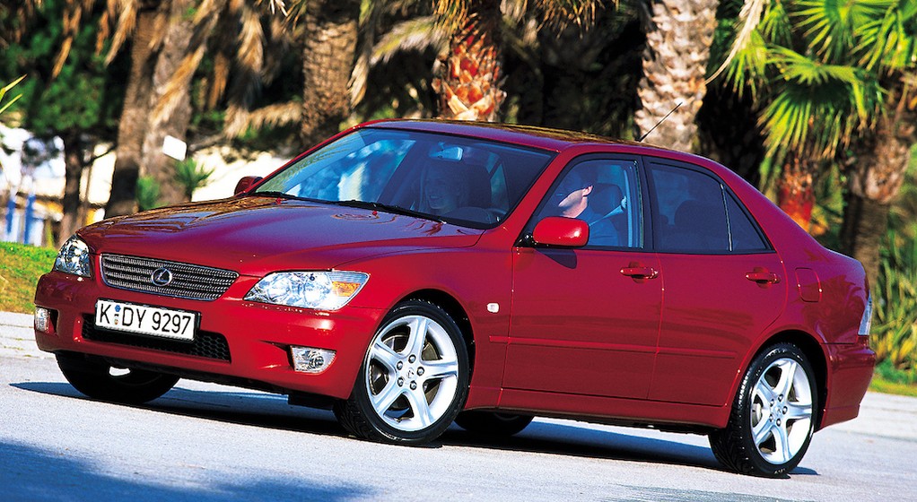Lexus IS 200