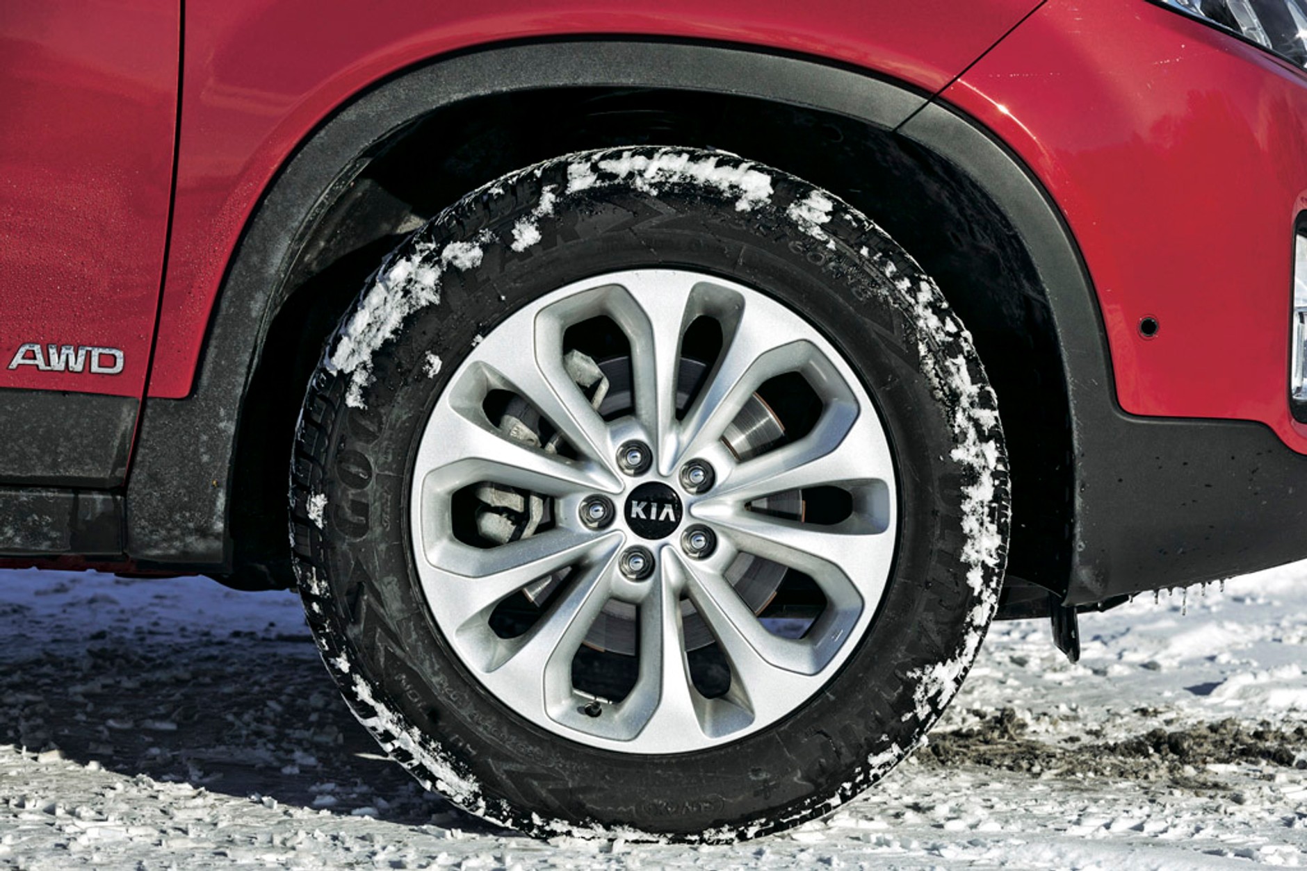 Mitsubishi Outlander kontra Kia Sorento i Hyundai Santa Fe: luksusowe diesle z napędem 4x4