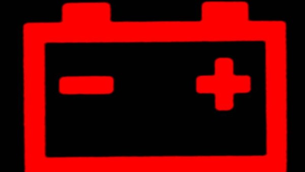 Akumulator po sezonie - jak przechowywać?