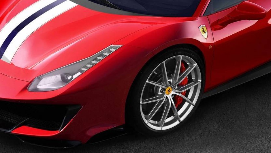  Ferrari 488 Pista 