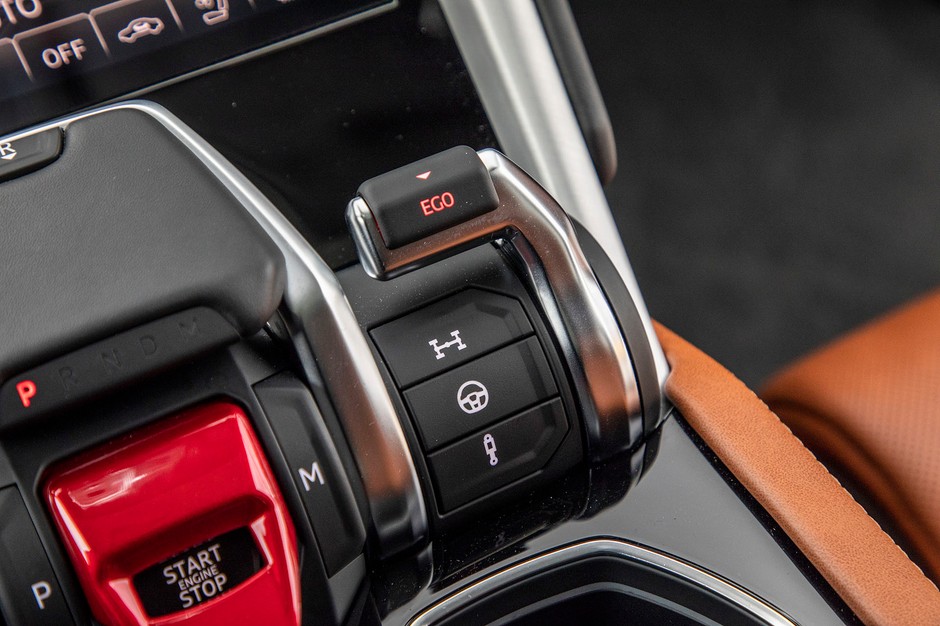 Lamborghini Urus - najdynamiczniej przyspieszający SUV na Ziemi