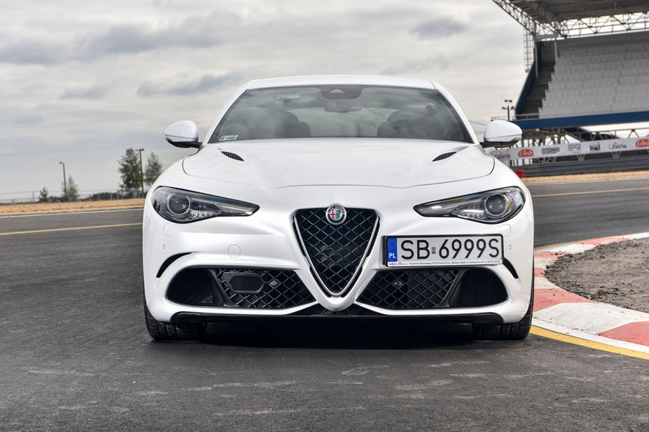 Alfa Romeo Giulia Quadrifoglio - powrót w wielkim stylu