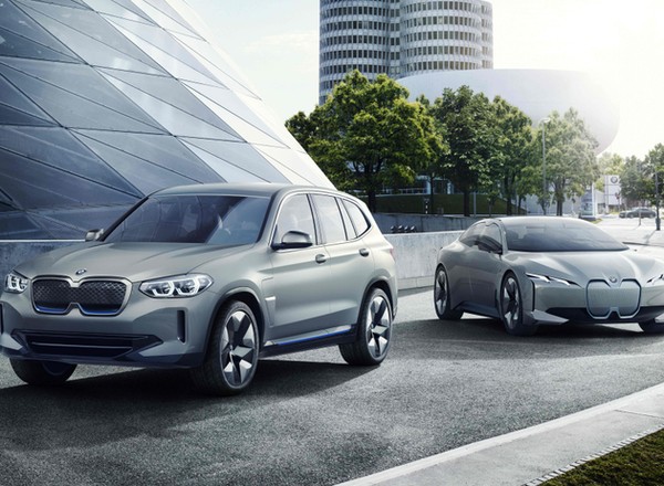 BMW iX3 - nawet 440 km zasięgu i nowoczesne baterie