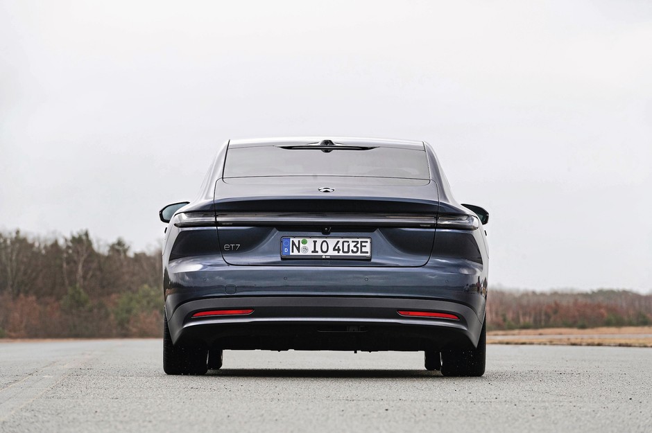 Nio ET7