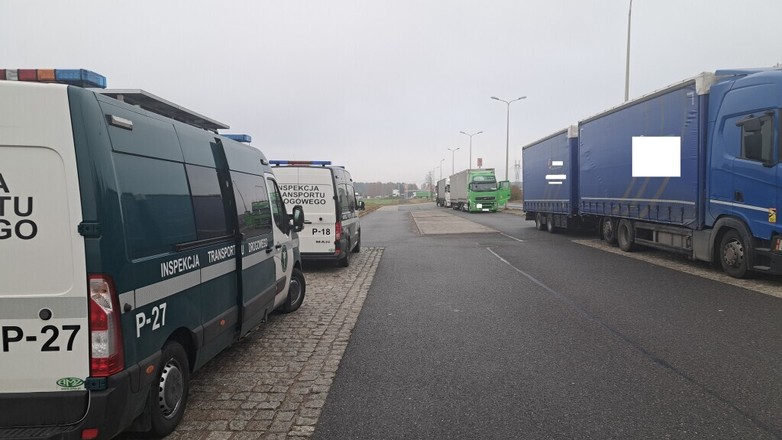 Punkt kontrolny Inspekcji Transportu Drogowego na autostradzie A4