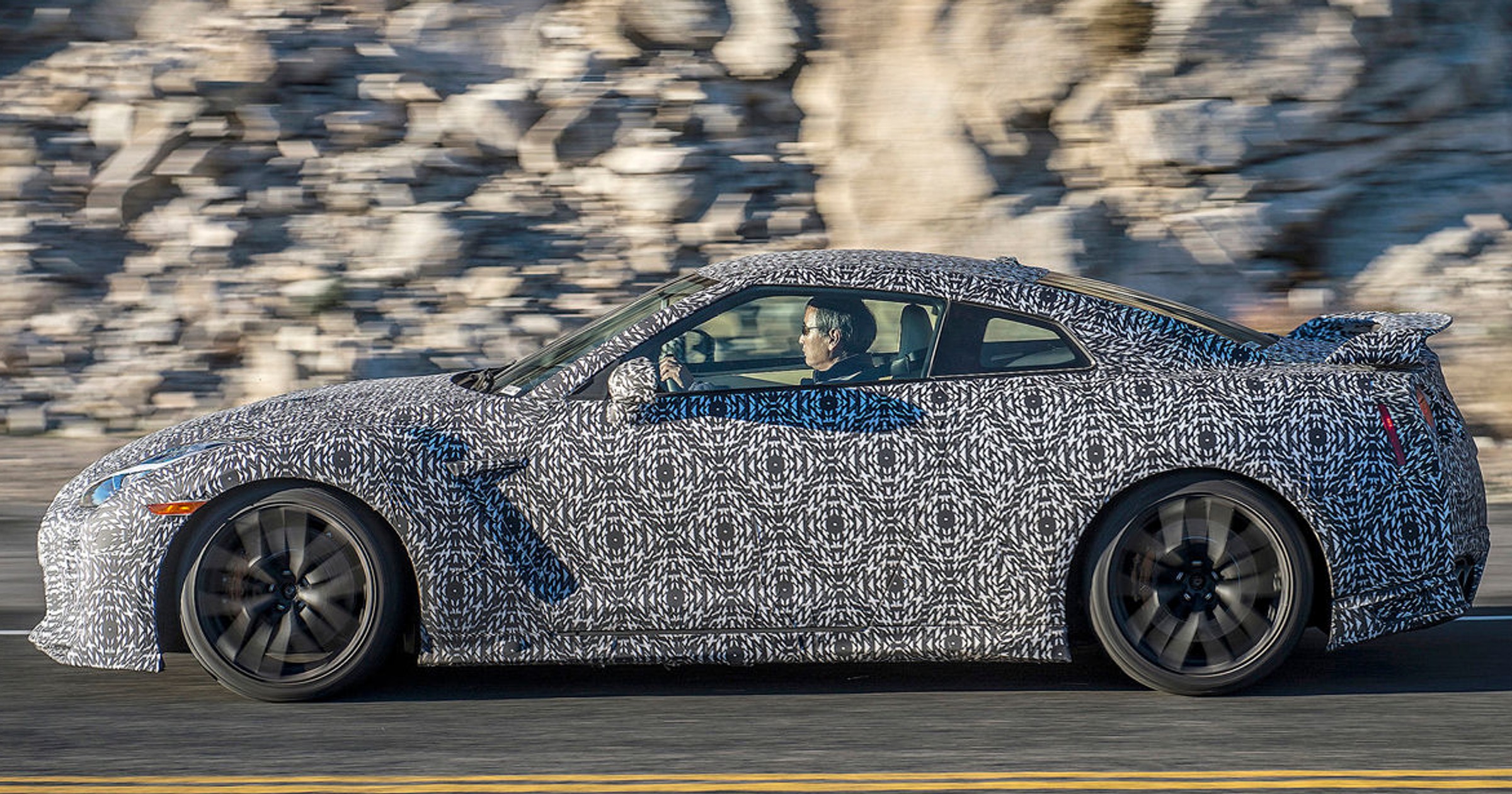 Nissan GT-R