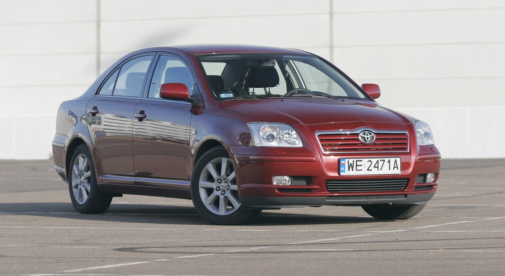 Toyota Avensis II
