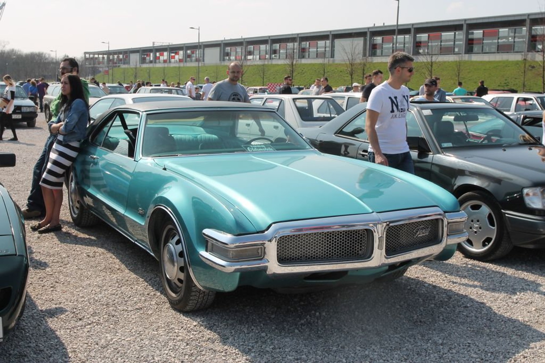 Youngtimer Warsaw 2015 - parada pod Stadionem Narodowym