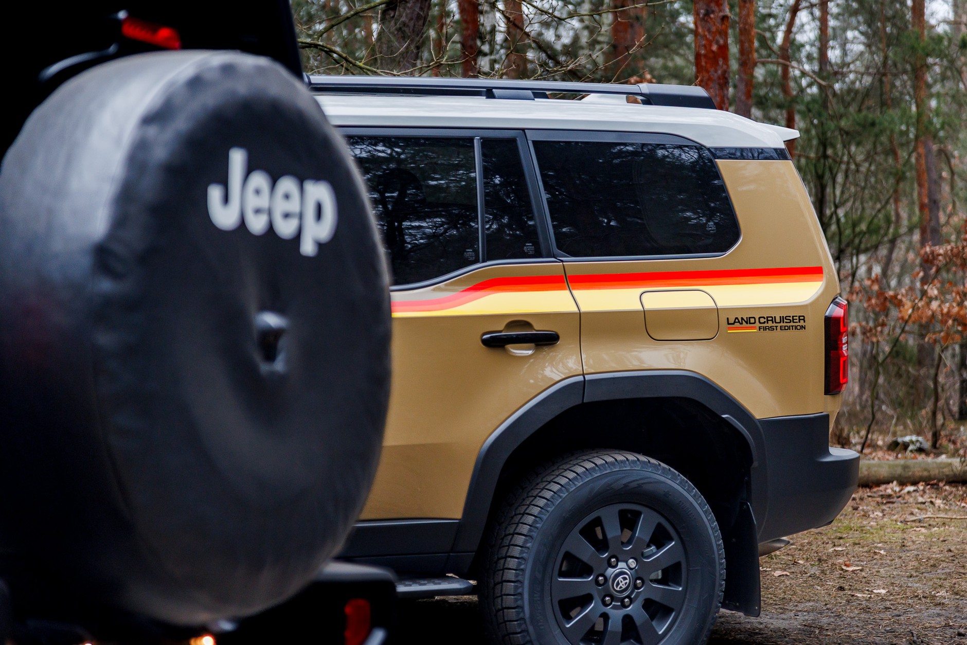 Jeep Wrangler vs Toyota Land Cruiser