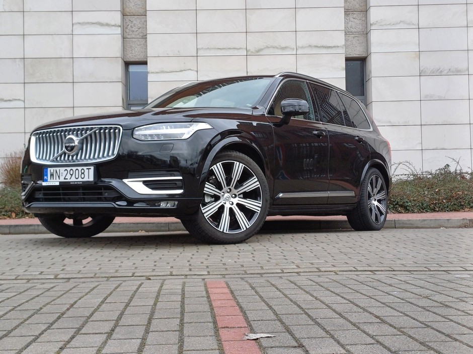 Volvo XC90 B5