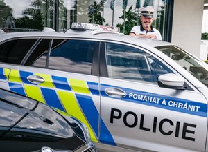 Czeska policja ma nie tylko Skody. Właśnie pochwaliła się radiowozami marki premium