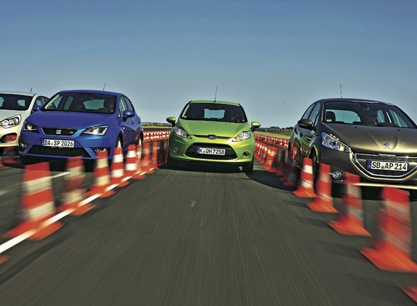 Kia Rio kontra Seat Ibiza, Ford Fiesta i Peugeot 208: samochody tej wielkości nigdy nie były aż tak dobre!