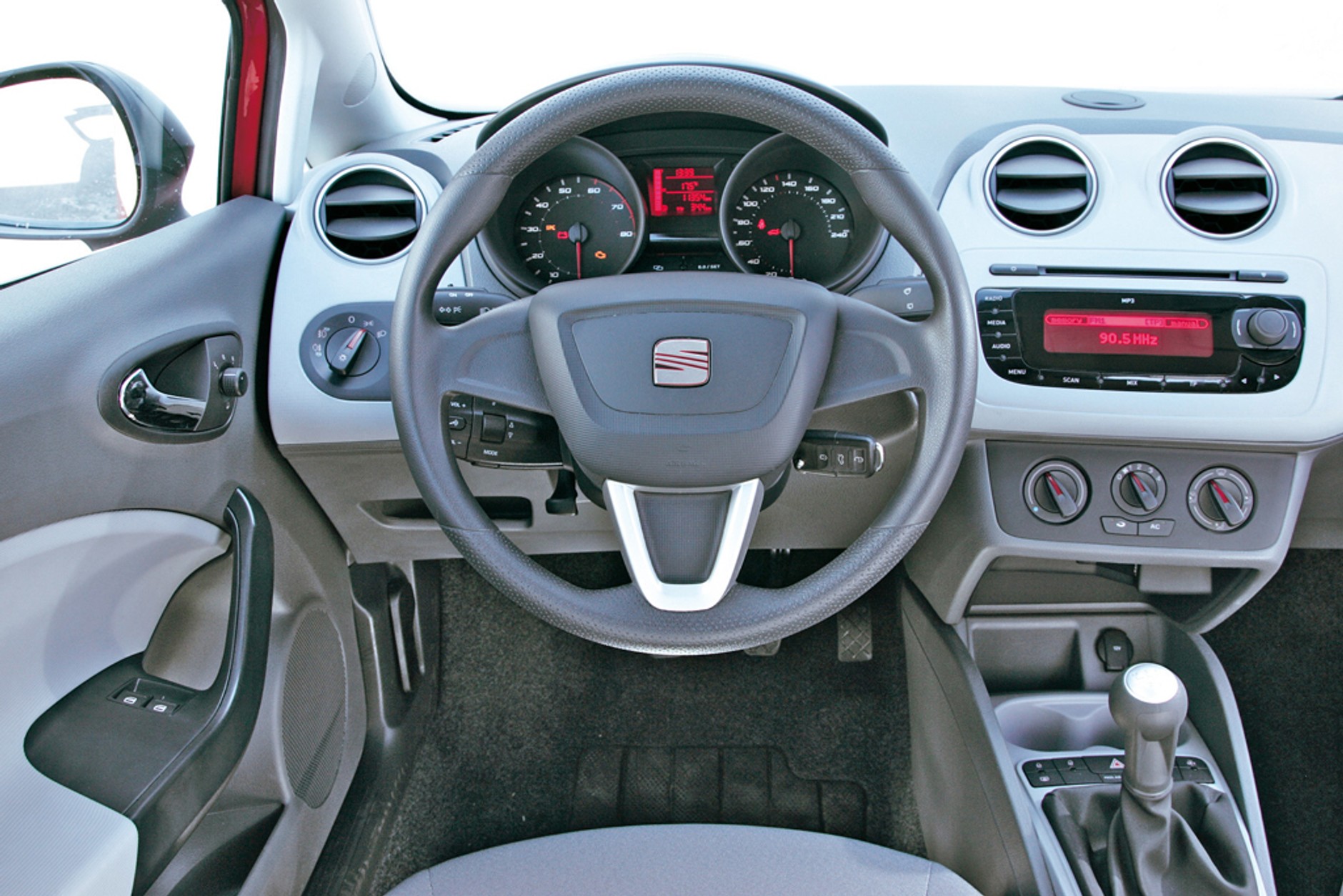 Ford Fiesta kontra Nissan Micra, Opel Corsa, Peugeot 206+ i Seat Ibiza: Maluchy dla niewymagających kierowców