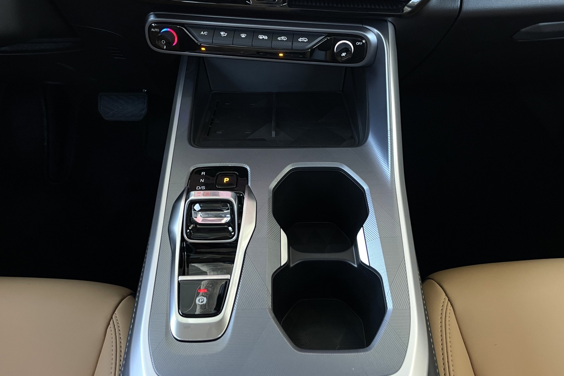 GAC Emzoom