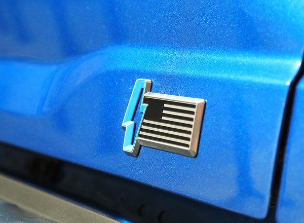 Ford częściowo wycofuje się z produkcji samochodów elektrycznych