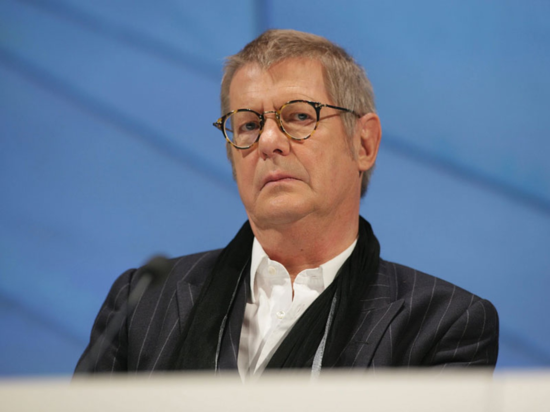 BMW: Świat szachownicy i najwspanialszych maszyn