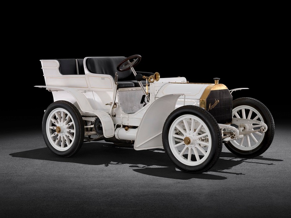 120 lat Mercedesa