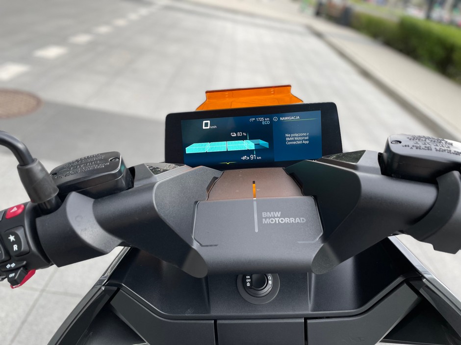Elektryczny czy "normalny"? Sprawdziłem skutery BMW C 400 X i BMW CE 04