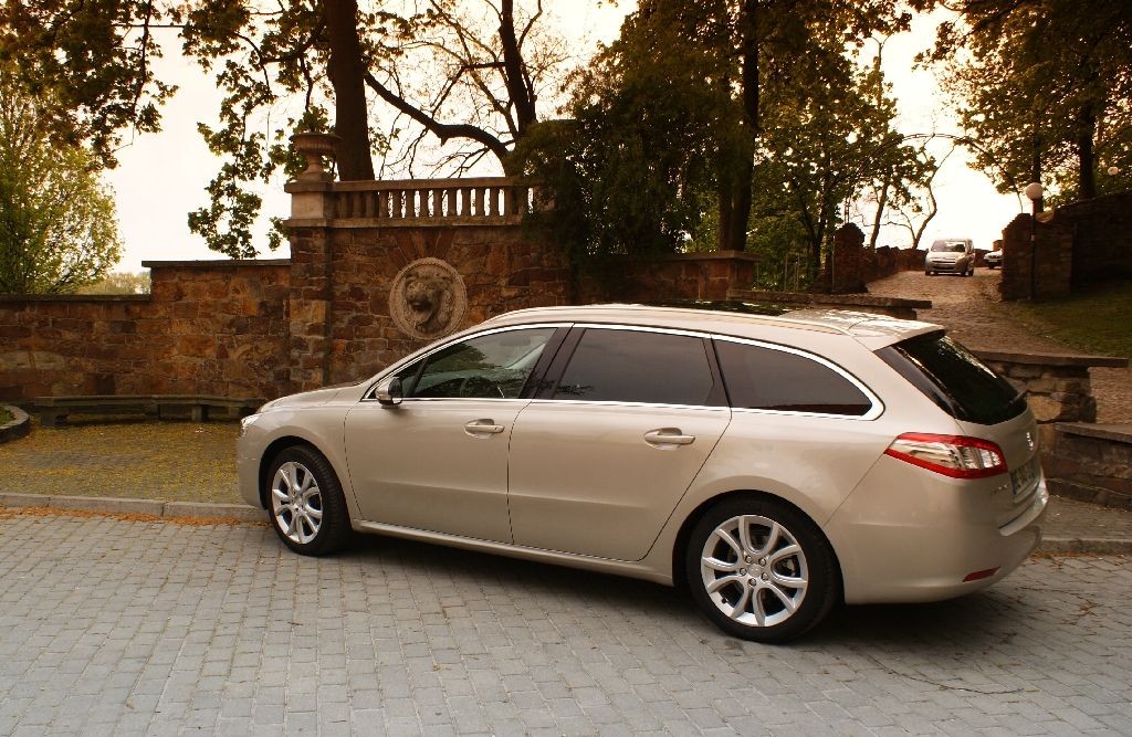 Peugeot 508 1.6 THP: lew rusza na polowanie