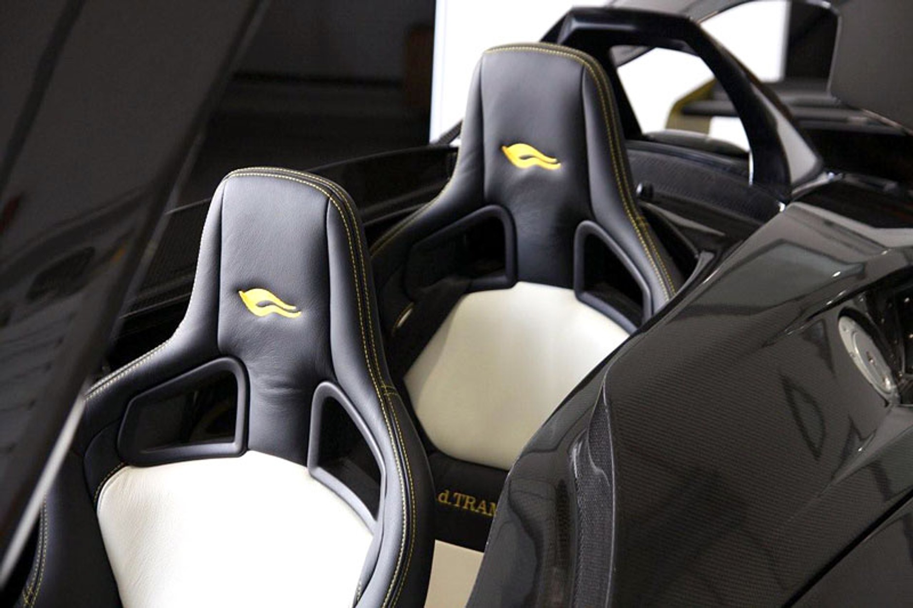 Genewa 2009: Tramontana R - rakieta na kołach