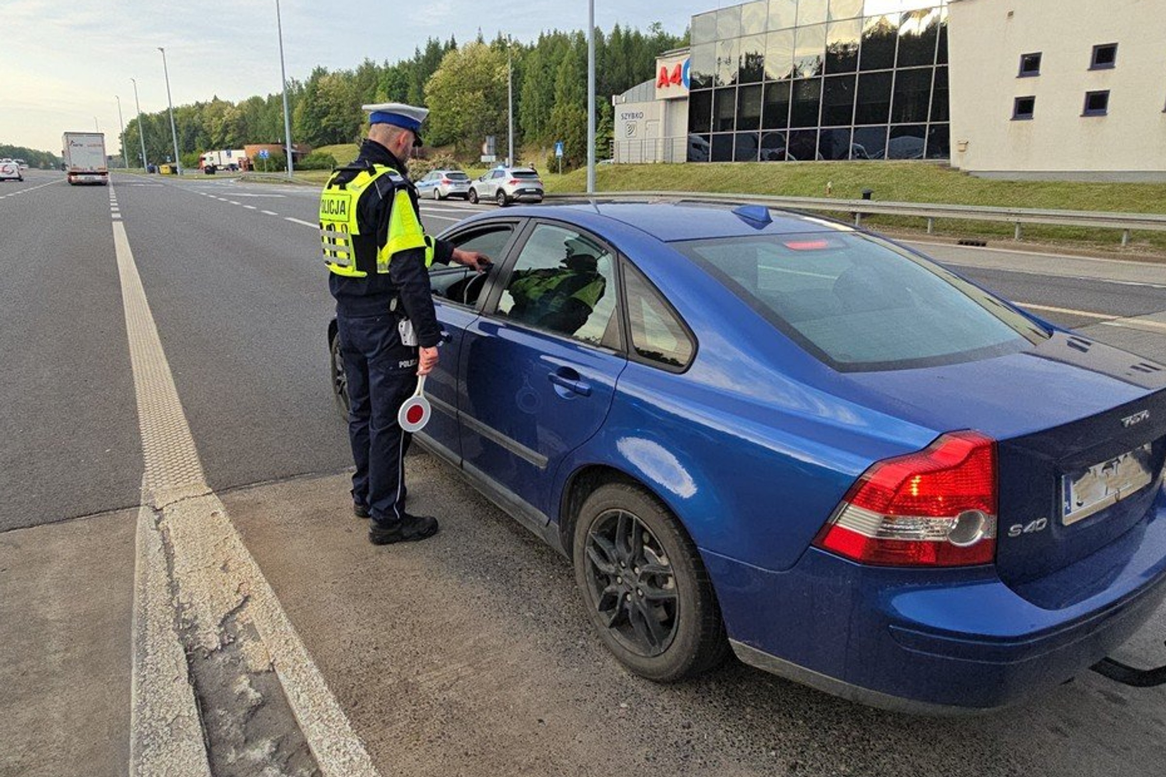 Nowe stawki kursów reedukacyjnych zabolą kierowców. Już od środy pięć razy drożej