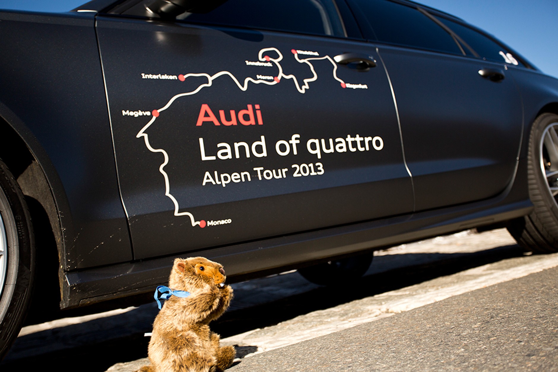 Audi Q3 RS zdobywa Alpy