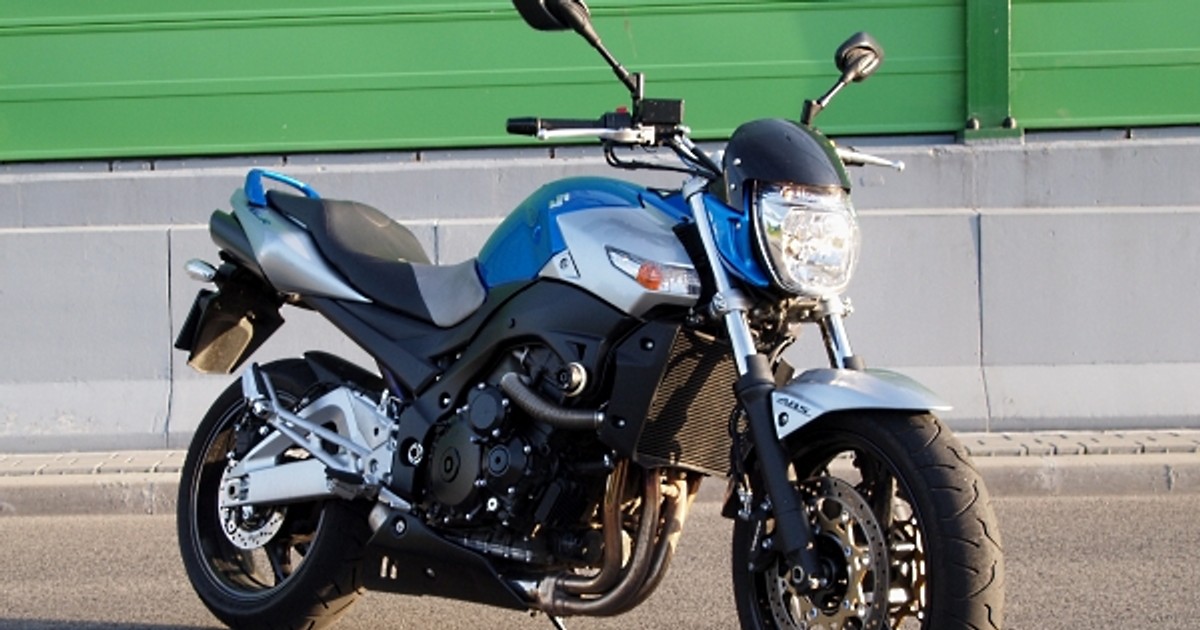 Suzuki GSR
