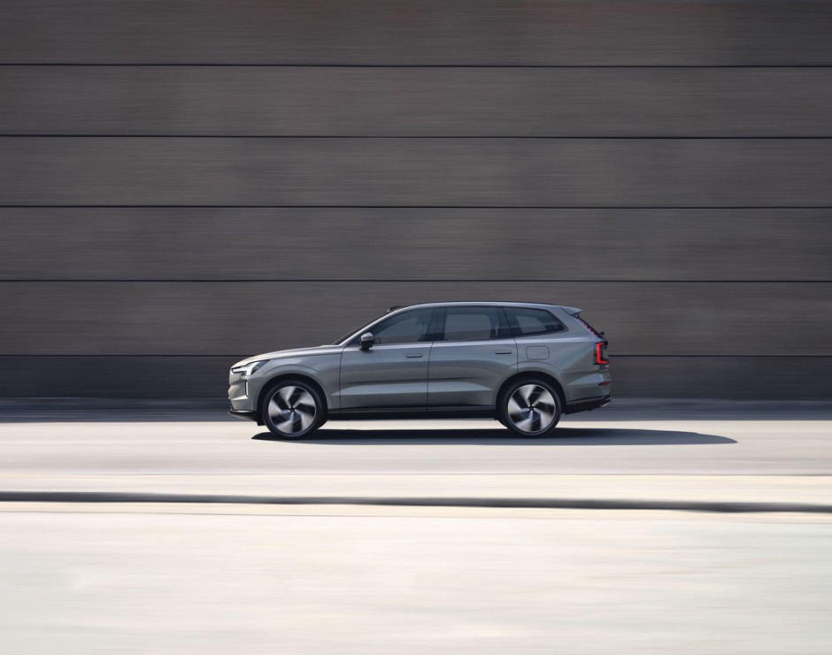 Volvo EX90