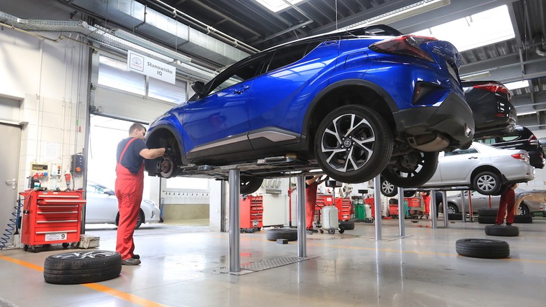 Toyota C-HR Hybrid - test długodystansowy